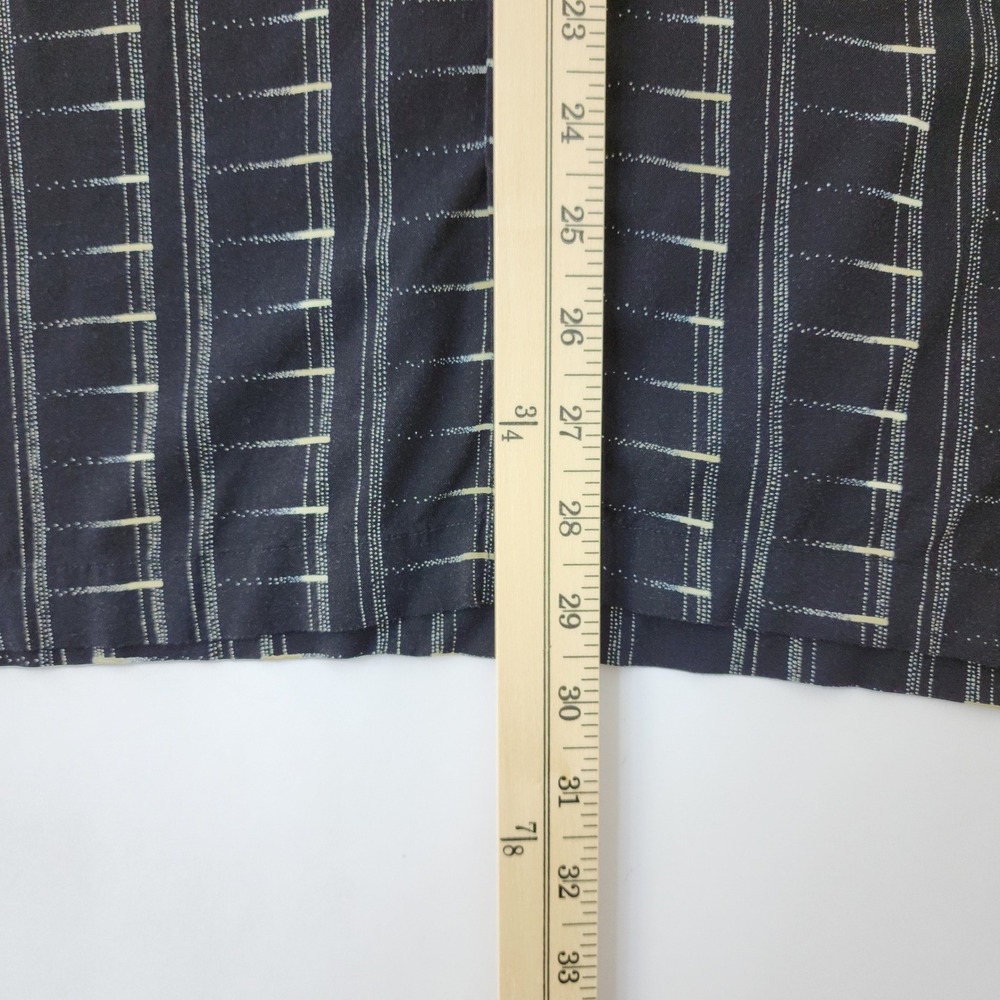 Axcess Claiborne Mens XL Blue Rayon Geometric Stripe Short Sleeve Button Down - Picture 2 of 9